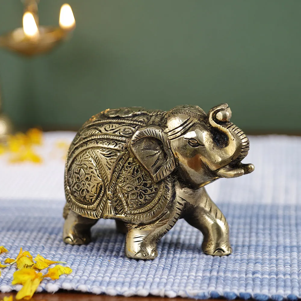 Brass Metal Handcrafted Elephant Table Top Accent (4.3 x 2.2 in)