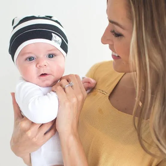 Copper Pearl Top Knot Hat 0-4 Months - Classic Stripe