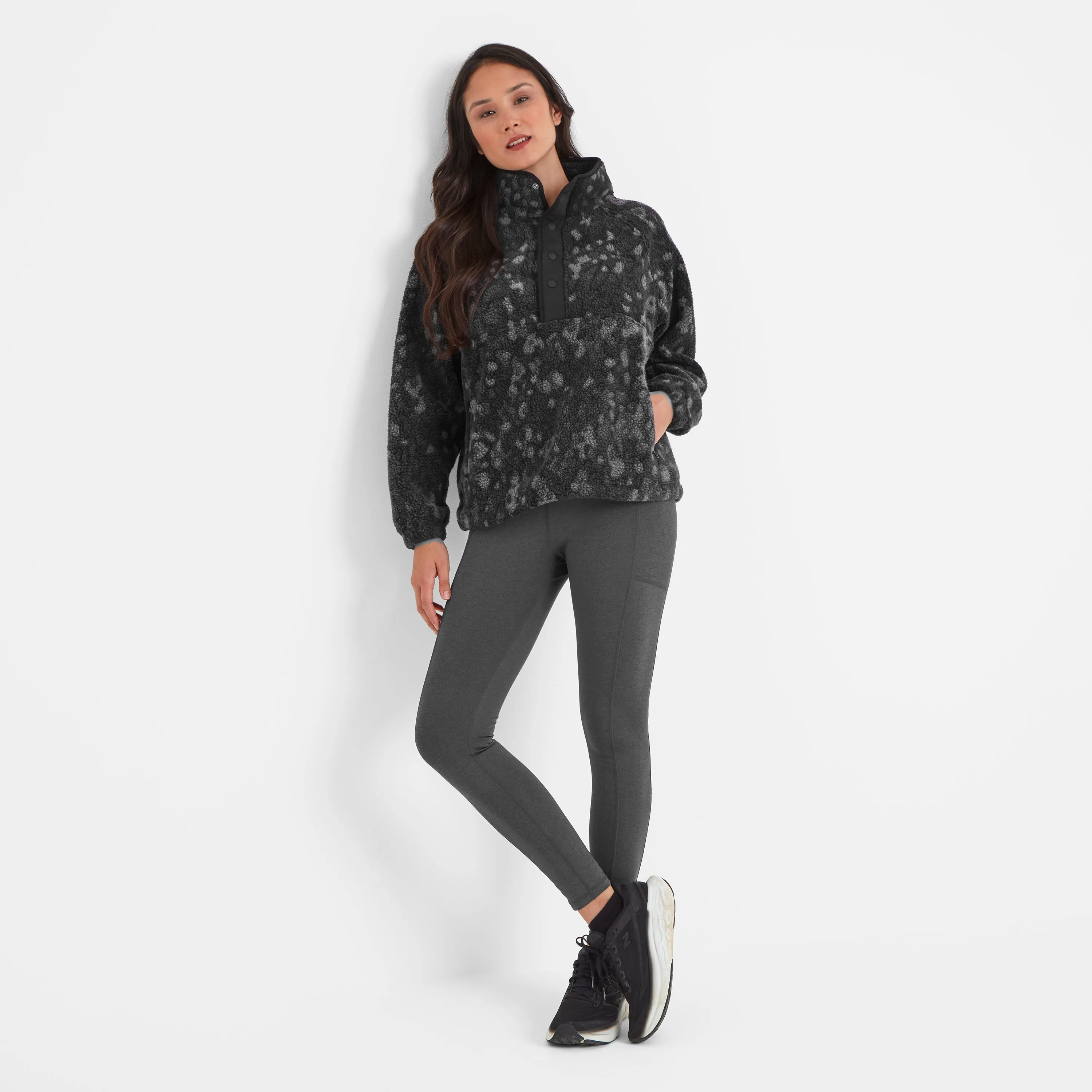 Desun Womens Sherpa Jacket - Scatter Print Black