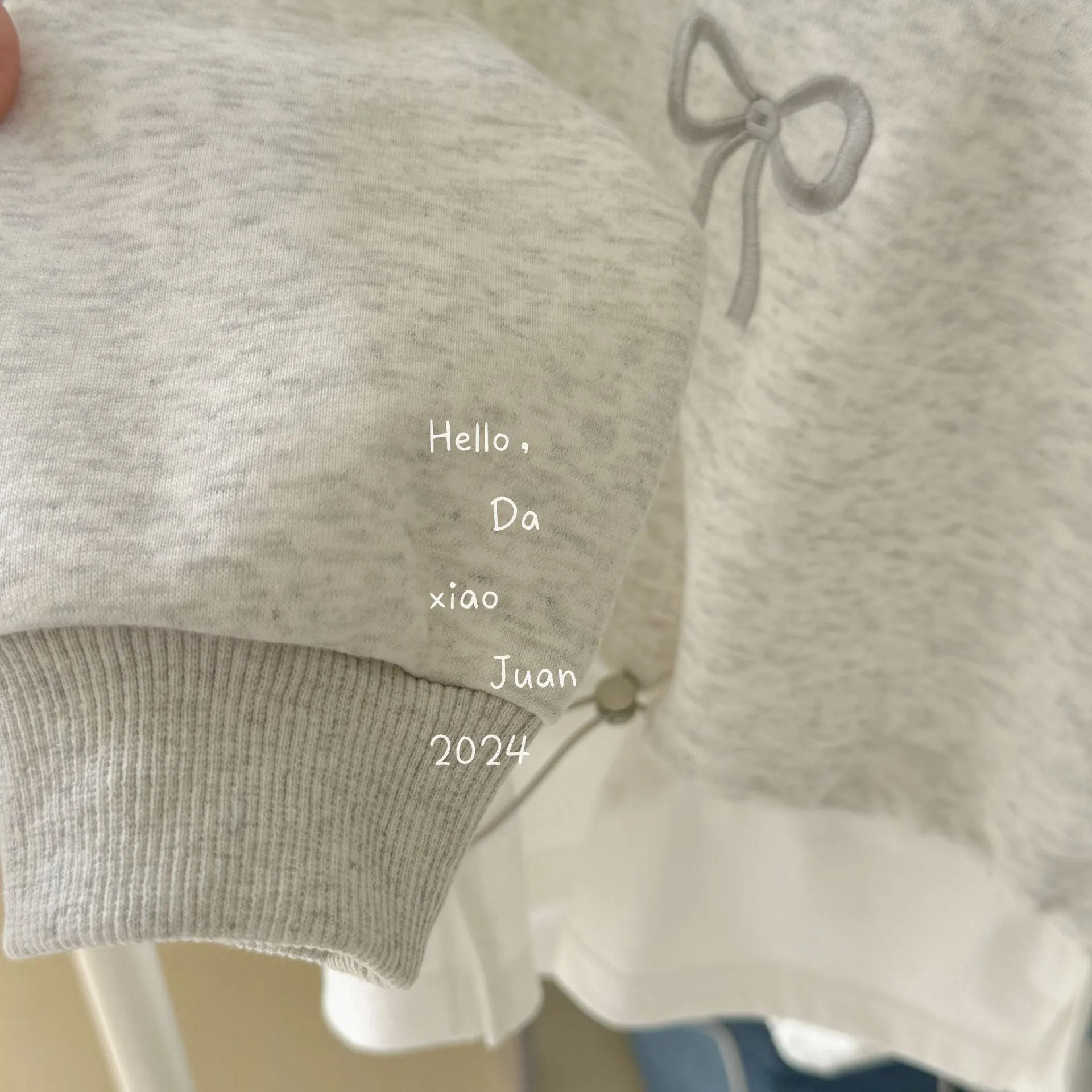 DXJ Girls' Bowknot Sweatshirt & Sweatpants Set