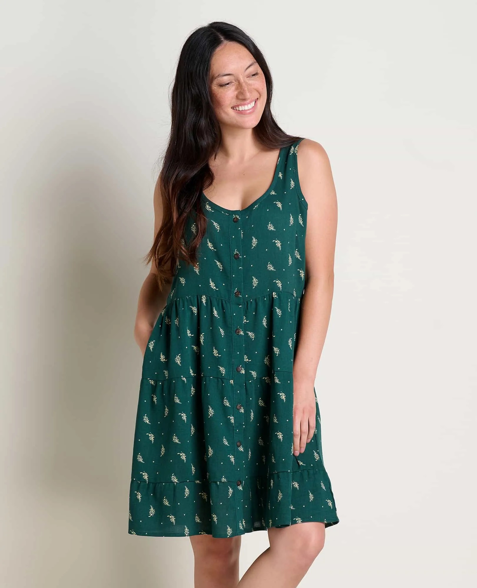 Manzana Tiered Sleeveless Dress