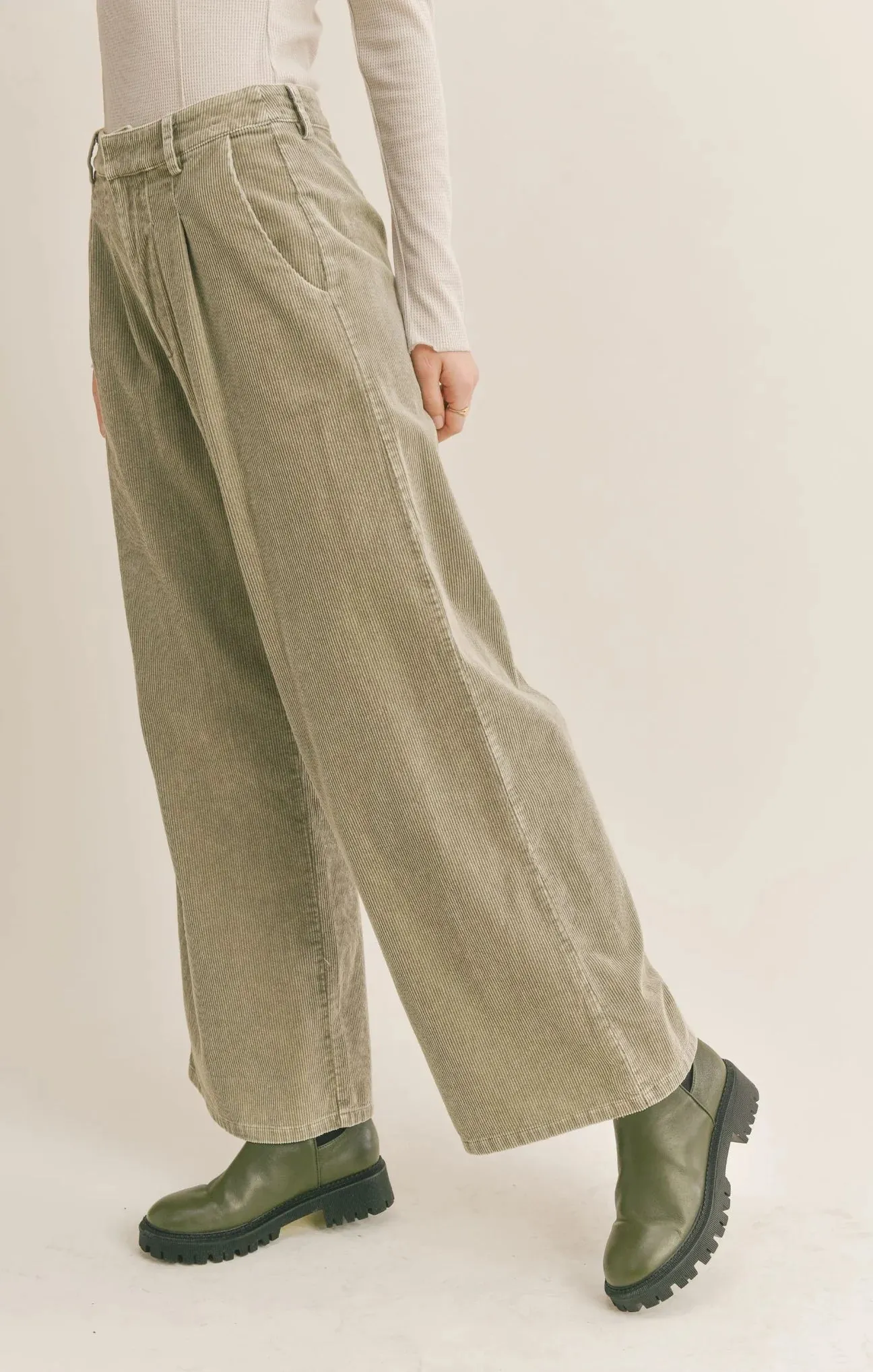 Sage Kahlo Cord Pants