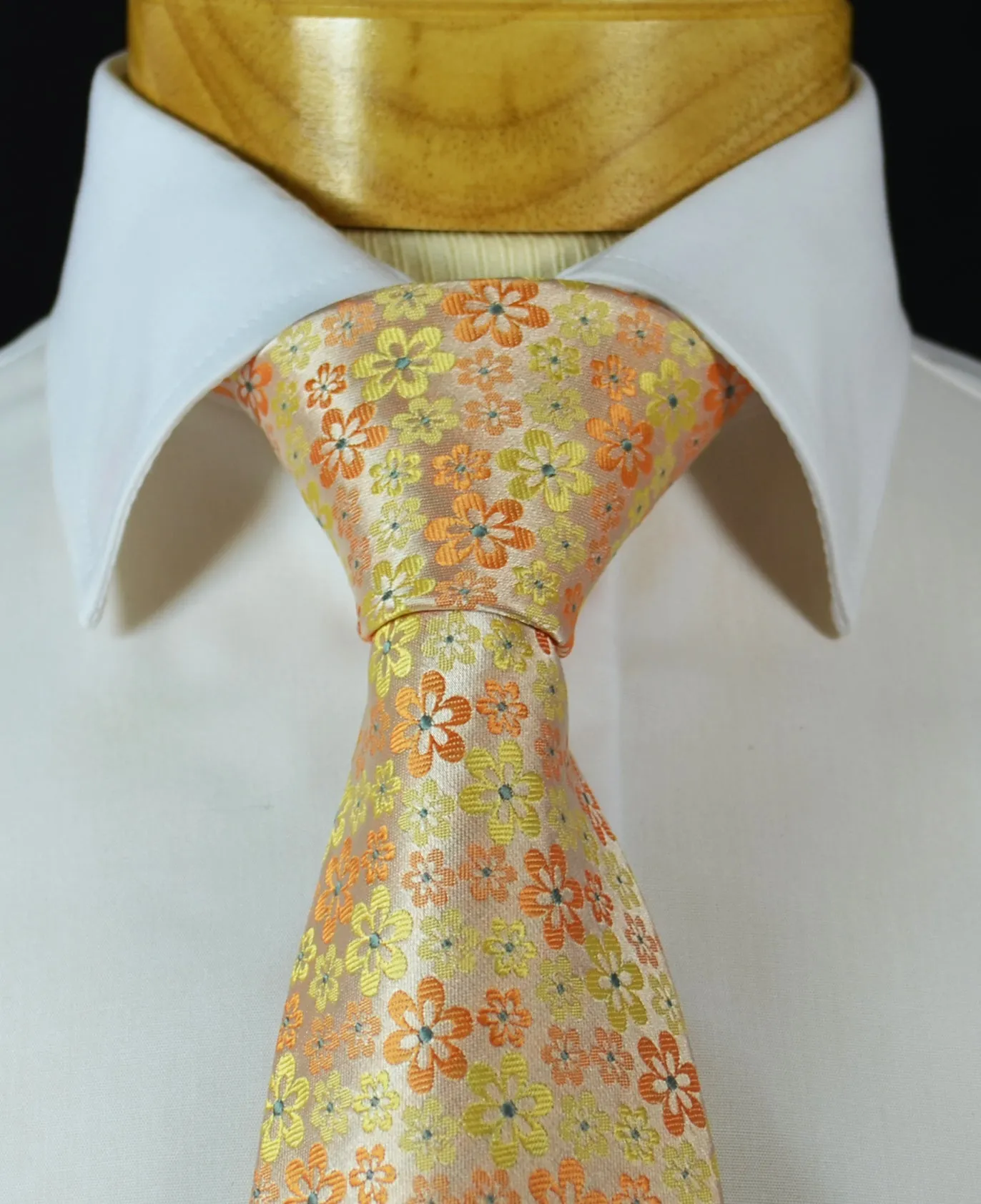 Yellow Floral Men's Tie and Pocket Square